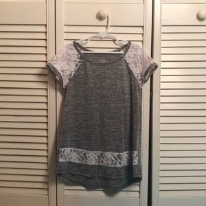 White Lace Decorated T-Shirt